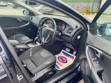 2015 Volvo V40 - thumbnail 14