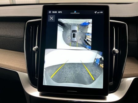 2026 Volvo XC90 - thumbnail 17