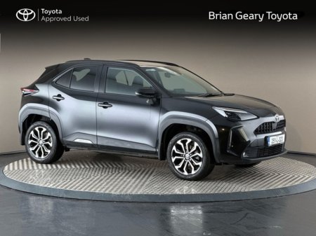 2025 Toyota Yaris Cross HYBRID LUNA SPORT €30,950 thumbnail
