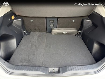 2023 Toyota Yaris Cross  €29,950 thumbnail