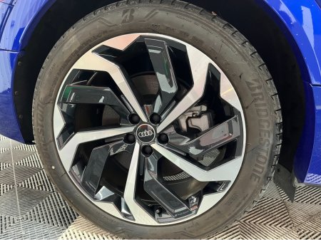 2023 Audi Q8 - thumbnail 8