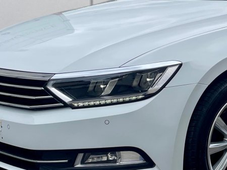 2016 Volkswagen Passat 2.0 TDI SE BUSINESS BLUEMOTION 150 BHP 4DR**HEATED SEATS**SAT NAV**XENON HEADLIGHTS**FSH**MINT CAR** €12,950 thumbnail