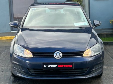 2014 Volkswagen Golf 1.2 TSI S BLUEMOTION 85PS 5DR €10,950 thumbnail