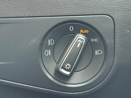 2020 Volkswagen Tiguan 2.0 TDI 150HP R-Line thumbnail