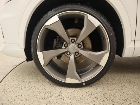 2017 Audi Q3  €19,995 thumbnail