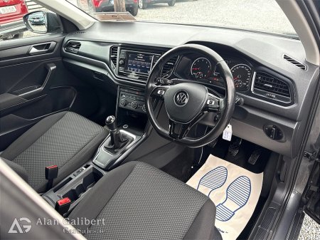 2021 Volkswagen T-Roc - thumbnail 9