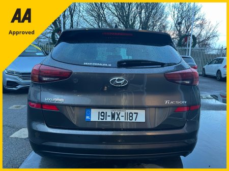 2019 Hyundai Tucson IX35 EXECUTIVE 5DR €18,995 thumbnail