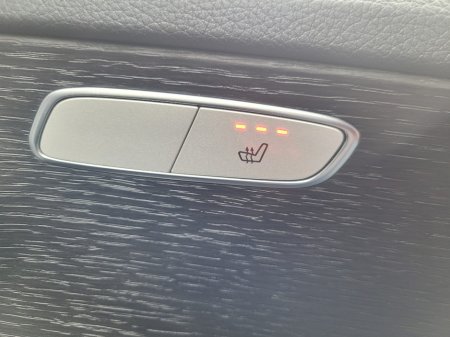 2021 Mercedes-Benz C Class C300de AMG Line Edition €29,990 thumbnail