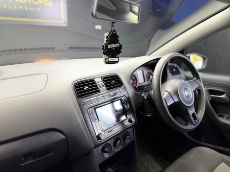 2010 Volkswagen Polo - thumbnail 15