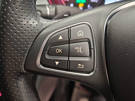 2018 Mercedes-Benz C Class C 350 E A/T Avantgarde €18,950 thumbnail