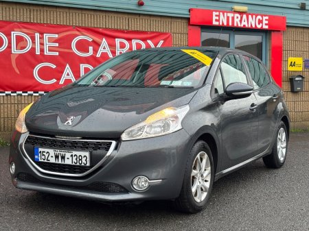 2015 Peugeot 208 1.2 VTI 82 bhp Active €6,750