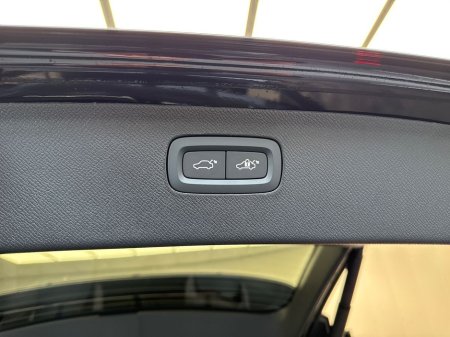 2026 Volvo XC90 - thumbnail 24