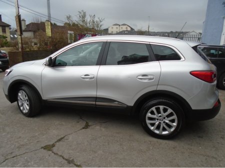 2018 Mercedes-Benz C Class - thumbnail 3