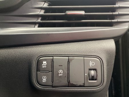 2025 Hyundai i20 - thumbnail 18