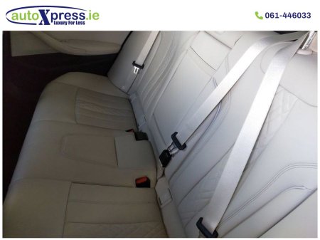 2020 BMW 5 Series - photo 4