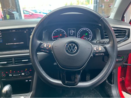 2021 Volkswagen Polo €18950! 2021 VOLKSWAGEN POLO TSI COMFORT LINE 1.0 AUTOMATIC / CRUISE CONTROL / REVERSE CAMERA €18,950 thumbnail