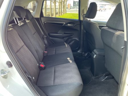 2018 Honda Fit - thumbnail 19