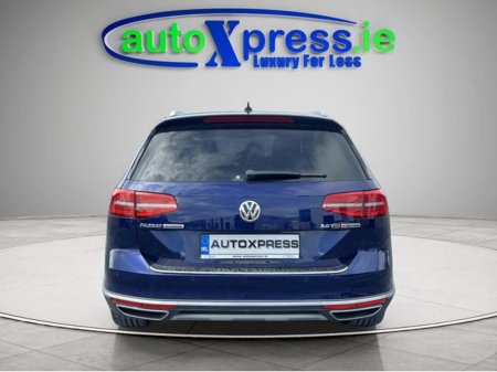 2019 Volkswagen Passat - thumbnail 11