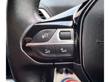 2021 Peugeot 3008 - thumbnail 17