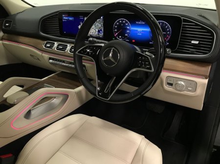 2024 Mercedes-Benz GLE Class GLE350 DE 4Matic AMG Exterior Line €104,900 thumbnail
