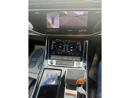 2024 Audi Q7 Q7 PHEV 55 TFSIE Q S LINE 394PS 4WD €83,950 thumbnail