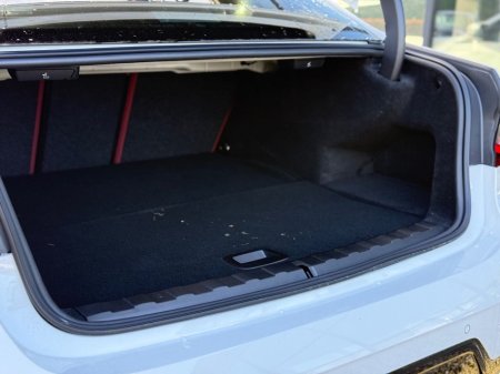 2026 BMW 3 Series - thumbnail 9