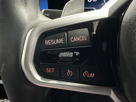 2025 BMW 3 Series - thumbnail 16