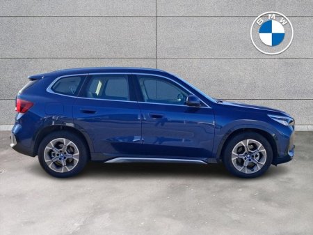 2025 BMW iX1 - thumbnail 24