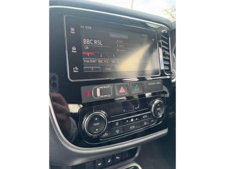 2018 Mitsubishi Outlander - thumbnail 32