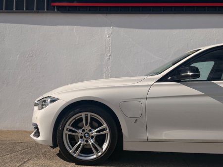 2016 BMW 3 Series - thumbnail 7