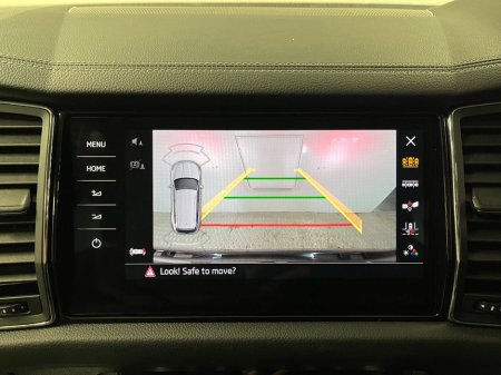 2023 Skoda Kodiaq Style 7 Seat DSG 2.0TDI 150BHP - Reversing Camera - Sat Nav - Climate Control - Front & Rear Heated Seats - Cruise Control - Apple CarPlay/Android Auto €45,950 thumbnail