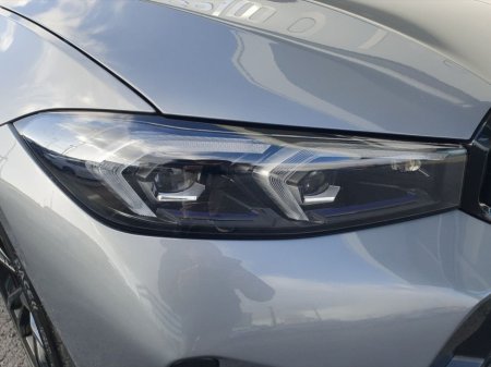 2023 BMW 3 Series - thumbnail 21