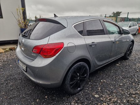 2014 Vauxhall Astra  €5,250 thumbnail