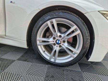 2014 BMW 3 Series - thumbnail 40