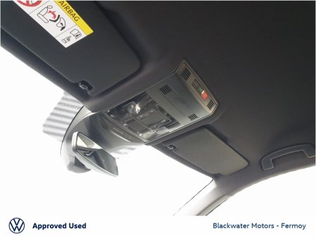 2023 Volkswagen T-Roc 2.0TDI 116BHP R-LINE WITH REAR VIEW CAMERA AND WINTER PACK €31,950 thumbnail