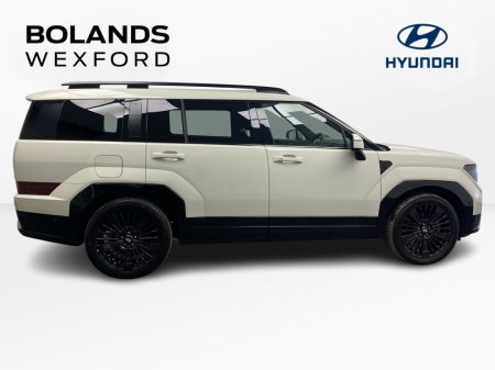 2025 Hyundai Santa Fe - view 4