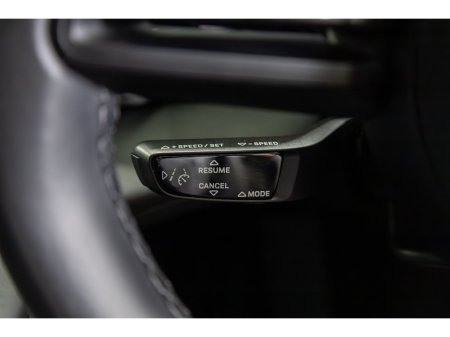 2022 Porsche Taycan - thumbnail 16