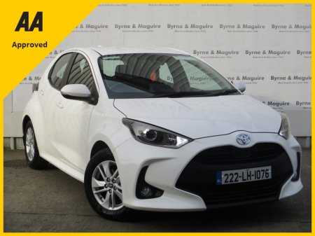 2022 Toyota Yaris 1.0 LUNA ONLY 23000 KMS, ALLOYS, BLUETOOTH, REVERSE CAMERA AND MORE,  FULLY SERVICED WITH 12 MONTHS WARRANTY AND 12 MONTHS AA COVER !! €21,950