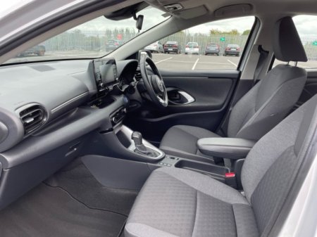 2022 Toyota Yaris - Hybrid - New Generation - Luna Edition - 1.5 - 5dr - Auto - Excellent Features - EUR 160 Tax // Remote Central Locking // Front Electric Windows // Rear Electric Windows // Electric Mirrors // Finge €20,899 thumbnail