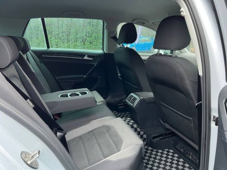 2018 Volkswagen Golf HIGHLINE 1.4 TSI // FULL SERVICE HISTORY // DIGITAL CLUSTER // DIAMOND CUT ALLOYS €19,900 thumbnail