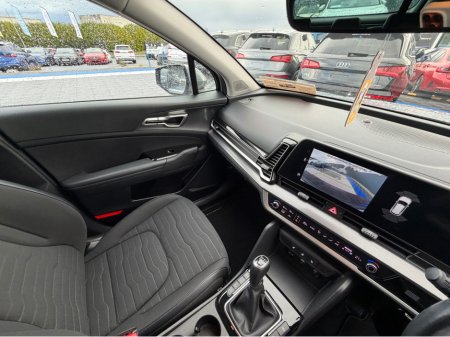 2023 Kia Sportage K3 - 1.6 DIESEL HYBRID - MANUAL - 12M WARRANTY - CAR:  1737 €29,950 thumbnail