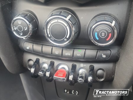 2016 MINI Convertible COOPER €15,999 thumbnail