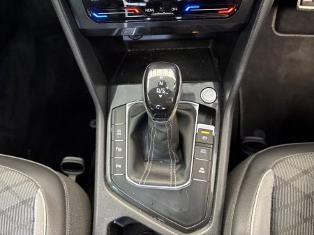 2023 Volkswagen Tiguan 2.0TDI R-LINE DSG *PRICE DROP* €110 PER WEEK ON PCP €44,995 thumbnail