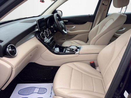 2019 Mercedes-Benz GLC Class - thumbnail 13