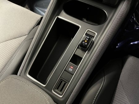 2025 Skoda Enyaq Edition IV 85 - Reversing Camera - Sat Nav - Climate Control - Heated Seats - Keyless Start - Apple CarPlay/Android Auto €39,950 thumbnail