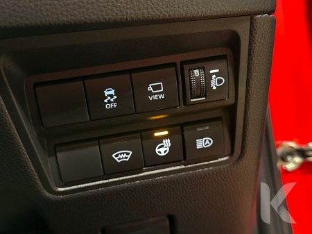 2025 Toyota Yaris - thumbnail 24