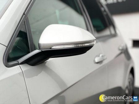 2020 Volkswagen Golf HIGHLINE 2.0 TDI AUTOMATIC €21,950 thumbnail