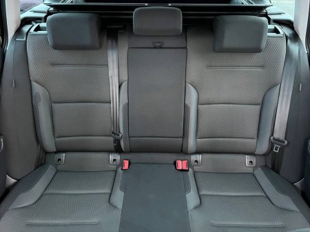 2017 Volkswagen Golf - thumbnail 12