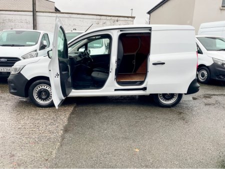 2023 Renault Kangoo ML19  1.5DCI 95BHP START 3 SEAT VAN €14,000 thumbnail
