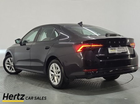 2024 Skoda Octavia - thumbnail 3